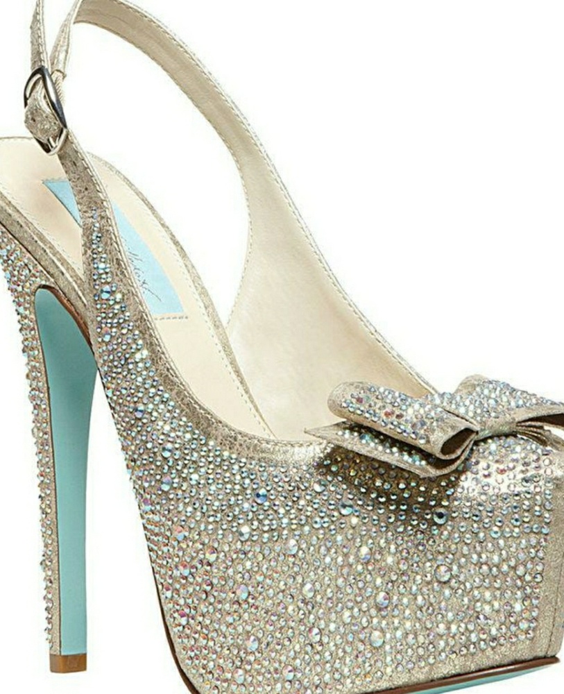 Betsey Johnson Blue pumps size 10 color toast